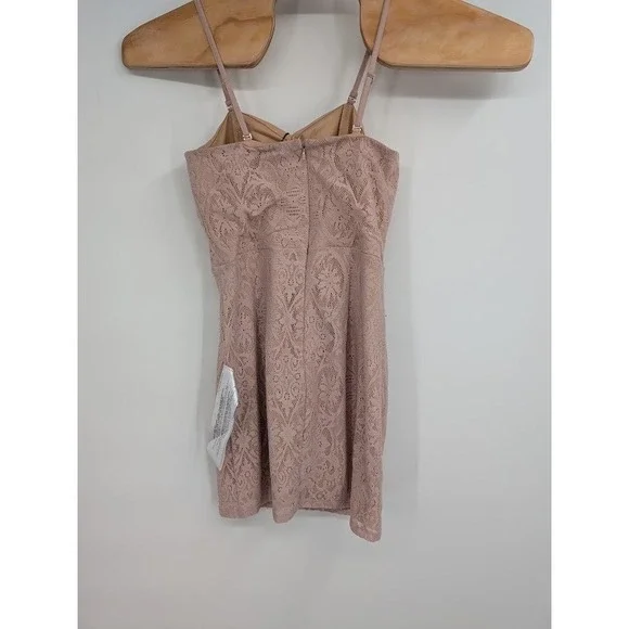Dress the Population NWT Women's Medium Pink Leanne Lace‎ Mini Dress - Picture 4 of 5